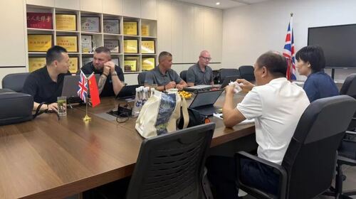 Blog perusahaan terbaru tentang Lini Produksi Pelapisan Berhasil Lulus Penerimaan oleh Pelanggan Inggris — Siap untuk Pengiriman Luar Negeri
